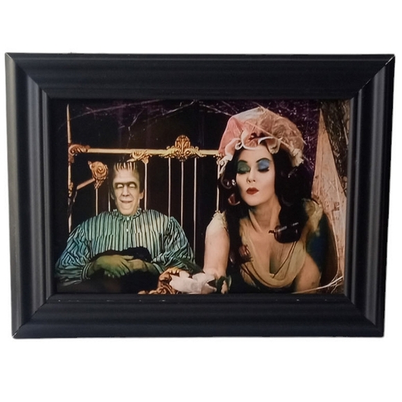 Herman Munster The Munsters lilly Vintage Retro Horror 60s framed photo print - Picture 3 of 4